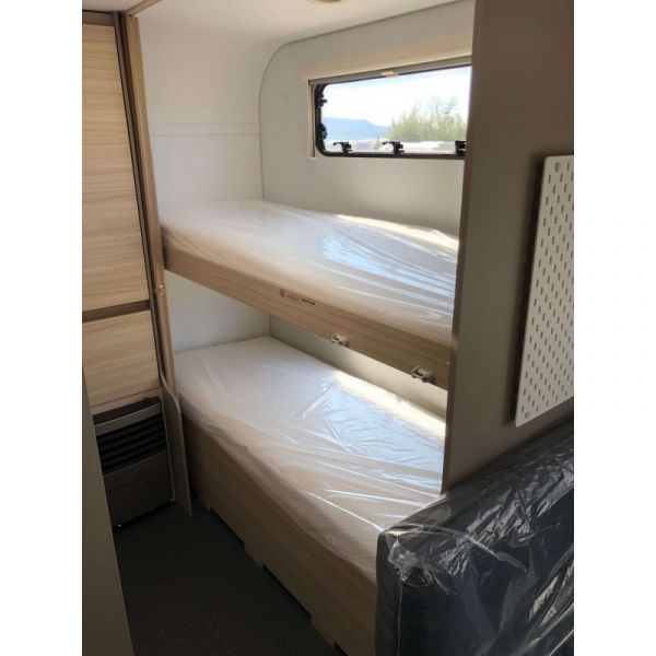 En venta Adria Altea 552 PK 2020 Blanco 2020 Barcelona foto 7