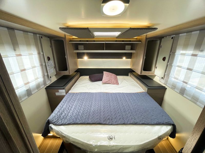 En venta Roller Team ROLLER TEAM ZEFIRO 267 INTEGRAL - AUTOMÁTICA - 2025 - CAMA EN ISLA 2025 Tarragona foto 36