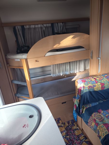 En venta Knaus SÜDWIND Blanco 2006 Córdoba foto 4