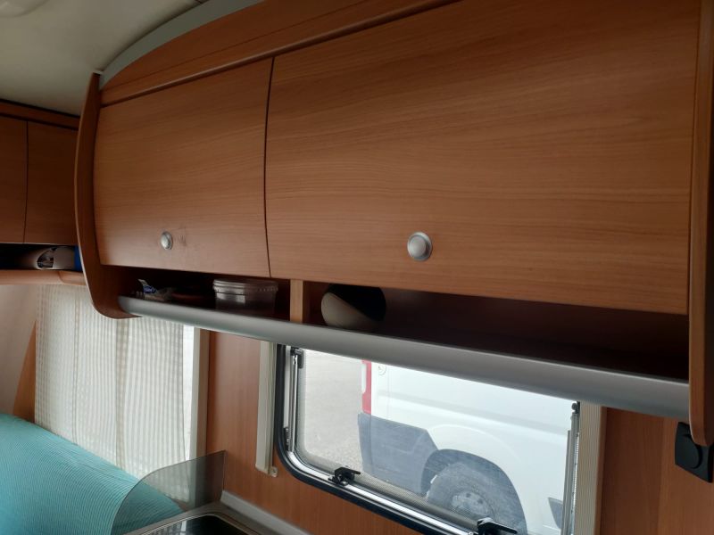 En venta Knaus Sport LKK 400 Blanco 2012 Asturias foto 4