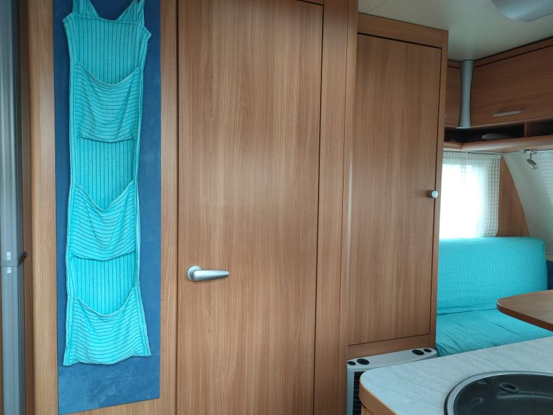 En venta Knaus Sport LKK 400 Blanco 2012 Asturias foto 9