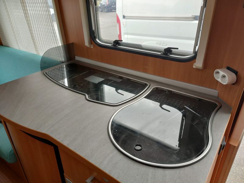 En venta Knaus Sport LKK 400 Blanco 2012 Asturias foto 13