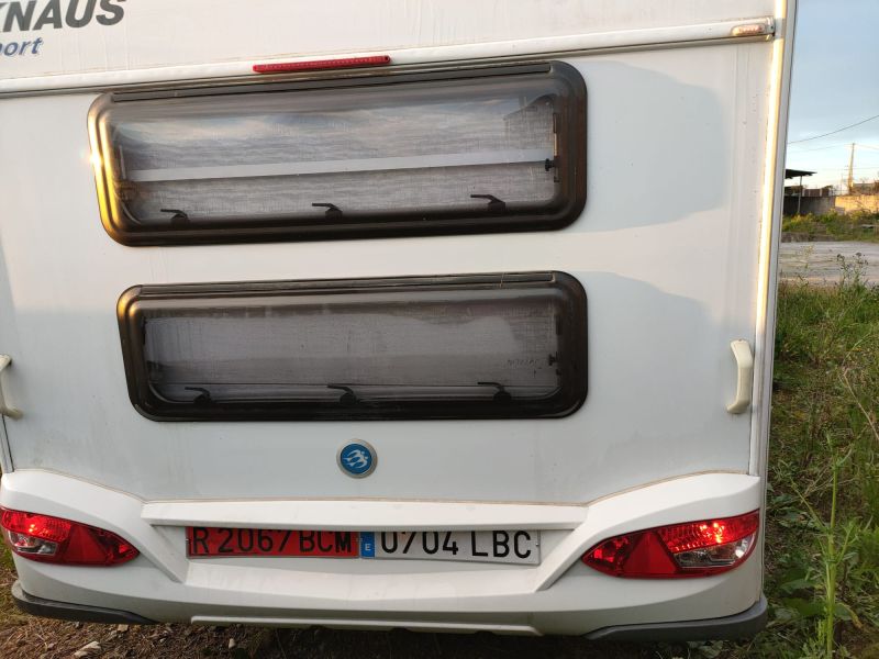 En venta Knaus Sport LKK 400 Blanco 2012 Asturias foto 2