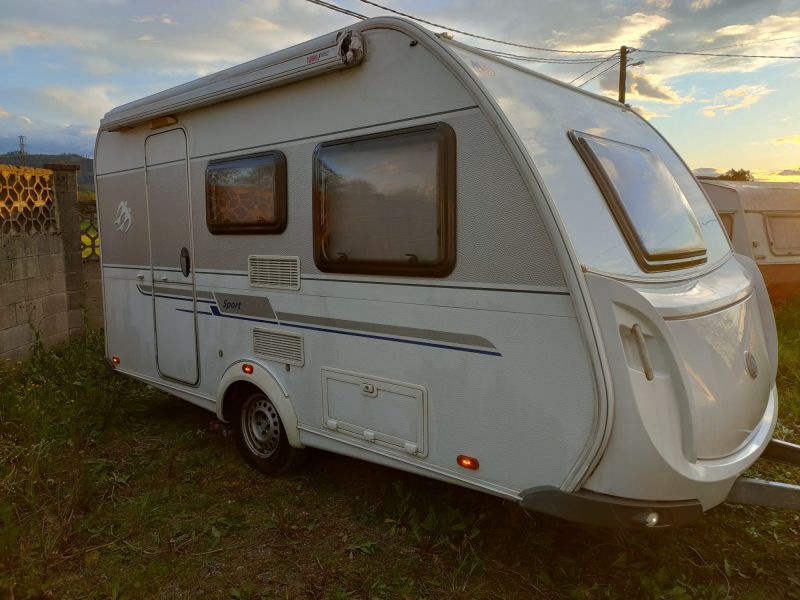 En venta Knaus Sport LKK 400 Blanco 2012 Asturias foto 1