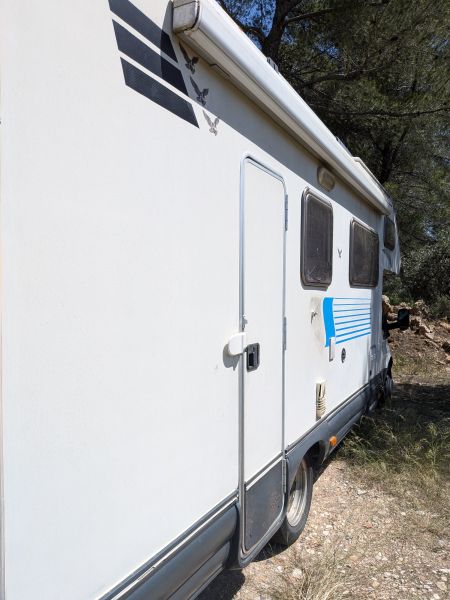 En venta Ford RIMOR Blanco 2001 Illes Balears foto 4