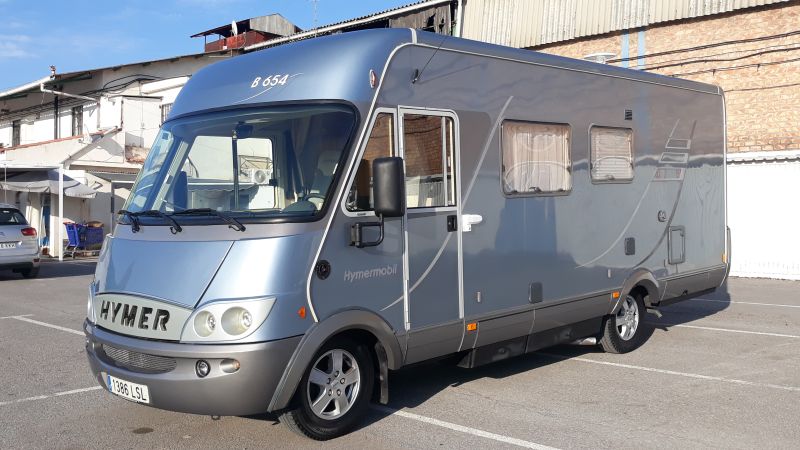 En venta Hymer / Eriba / Hymercar B654 Azul 2006 Granada foto 3