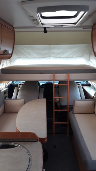 En venta Hymer / Eriba / Hymercar B654 Azul 2006 Granada foto 7
