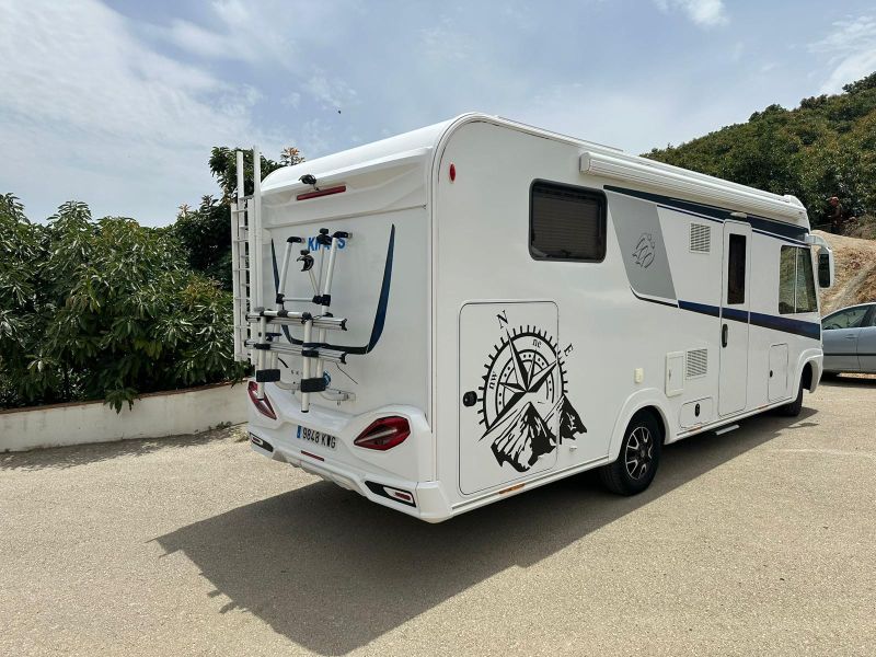 En venta Knaus SKY1- 7,40 Metros larga Blanco 2019 Málaga foto 11