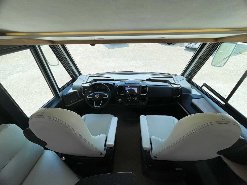 En venta Pilote PILOTE G 570 FGJ - SEMINUEVA - 130.000€ en 2023! 2023 Tarragona foto 51