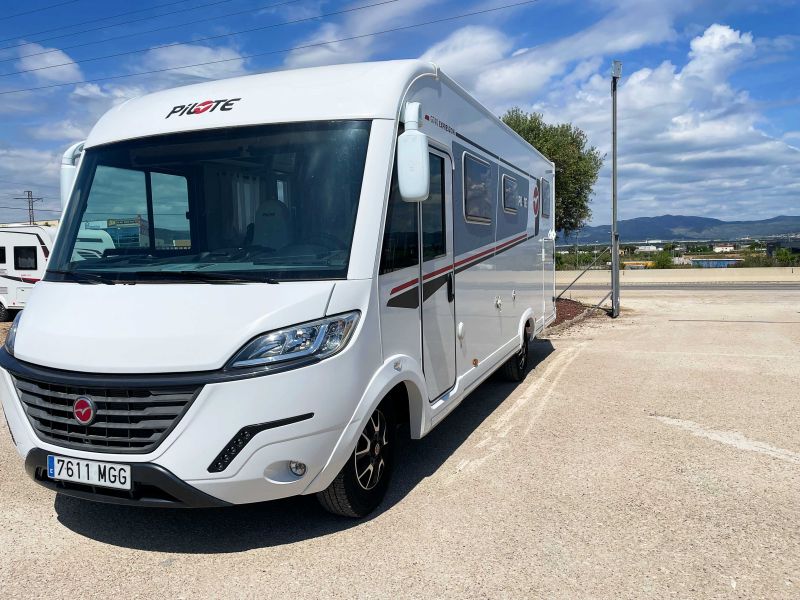 En venta Pilote PILOTE G 570 FGJ - SEMINUEVA - 130.000€ en 2023! 2023 Tarragona foto 4