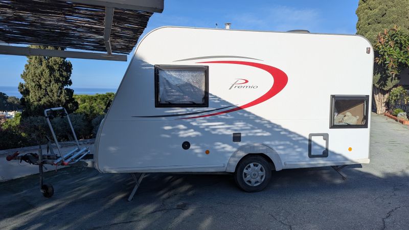 En venta Bürstner Premiou 385 TK Blanco 2012 Granada foto 3