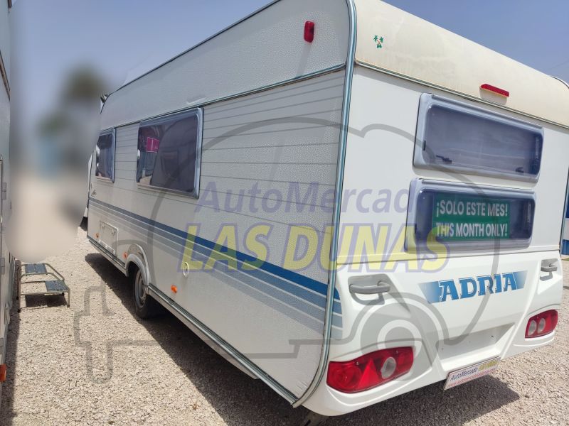 En venta Adria Adora 542 TK Blanco 2006 Alicante foto 3
