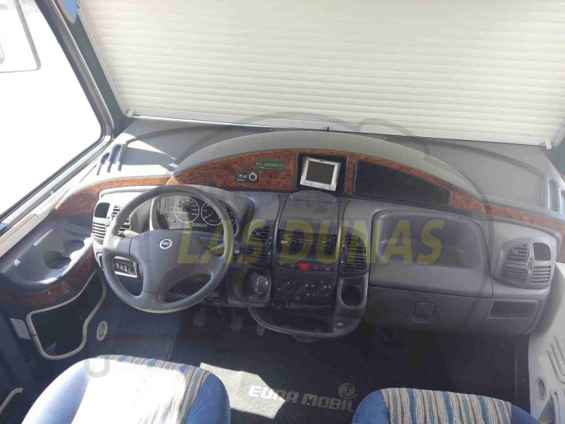 En venta Eura Mobil Integral Blanco 2013 Alicante foto 2