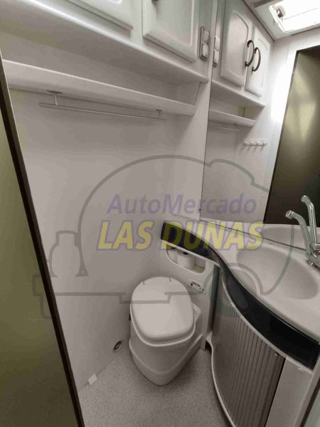 En venta Eura Mobil Integral Blanco 2013 Alicante foto 13