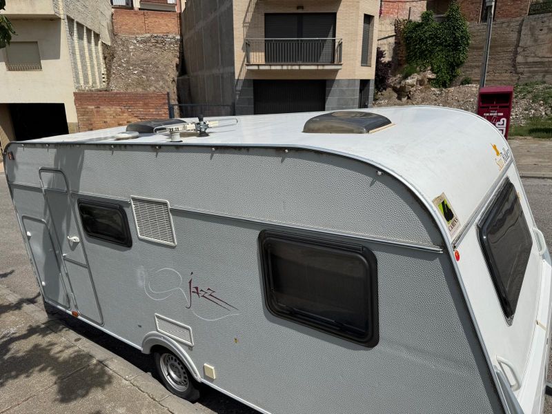 En venta Sunroller Jazz 490 CP Blanco 2008 Lleida foto 3