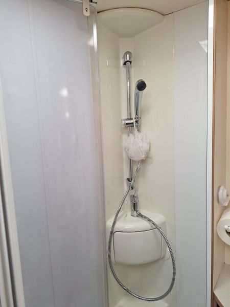 En venta Sun Living LIDO M46SP Blanco 2015 Barcelona foto 9