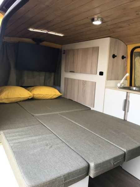 En venta Volkswagen Transporter T5 Amarillo 2012 Las Palmas foto 12