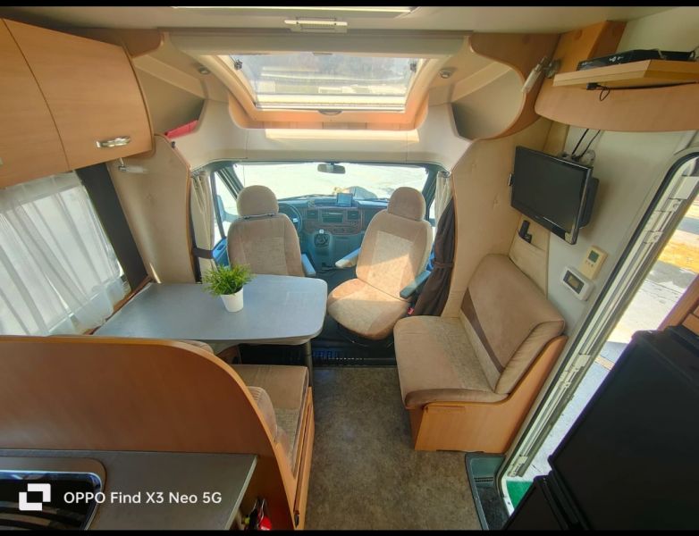 En venta Ford Chausson  Gris 2012 Málaga foto 4