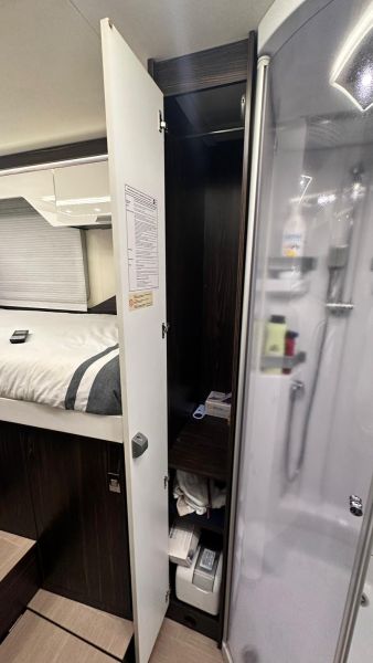 En venta Bürstner Elegance 728 G Gris 2018 Sevilla foto 8