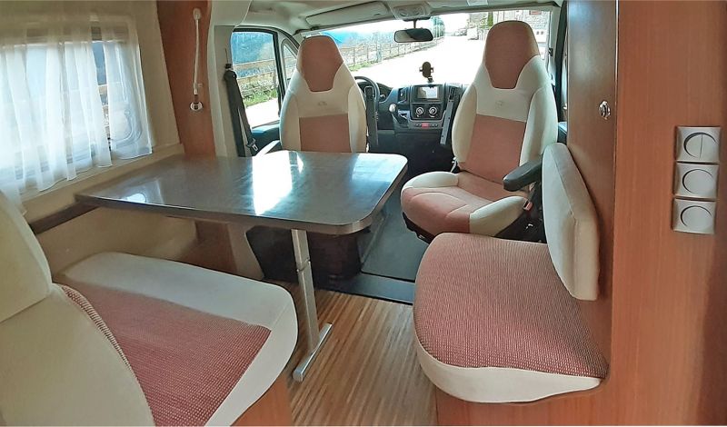 En venta Adria Compact SL Blanco 2015 Lleida foto 5