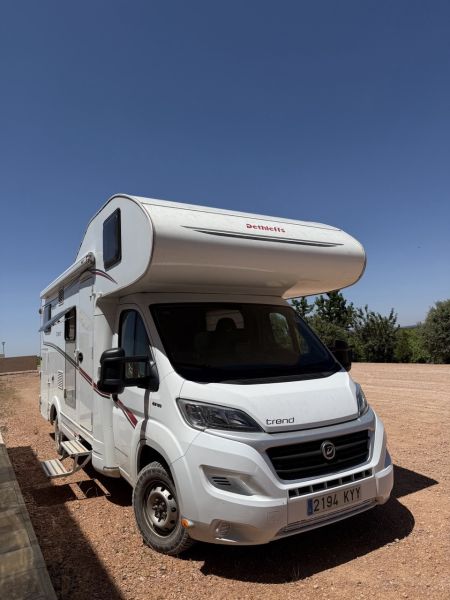En venta Dethleffs Trend A 6977 Blanco 2019 Valencia foto 6