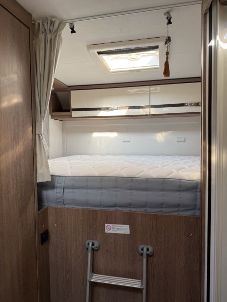 En venta Dethleffs Trend A 6977 Blanco 2019 Valencia foto 11