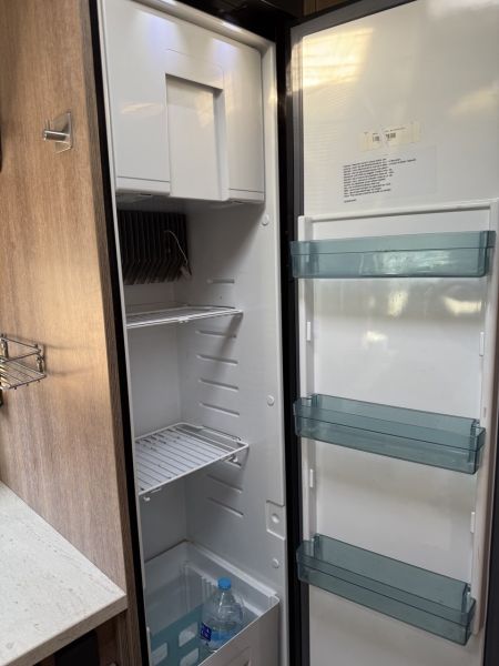 En venta Dethleffs Trend A 6977 Blanco 2019 Valencia foto 14