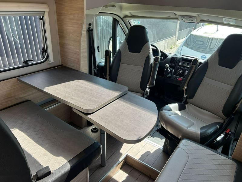 En venta Fiat fiat ducato Blanco 2021 Valladolid foto 10