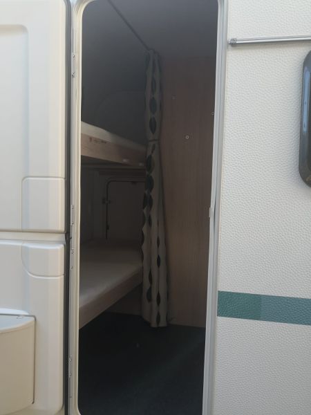En venta Adria Caravana Adria Aviva 400 DK 2022 2022 Madrid foto 5