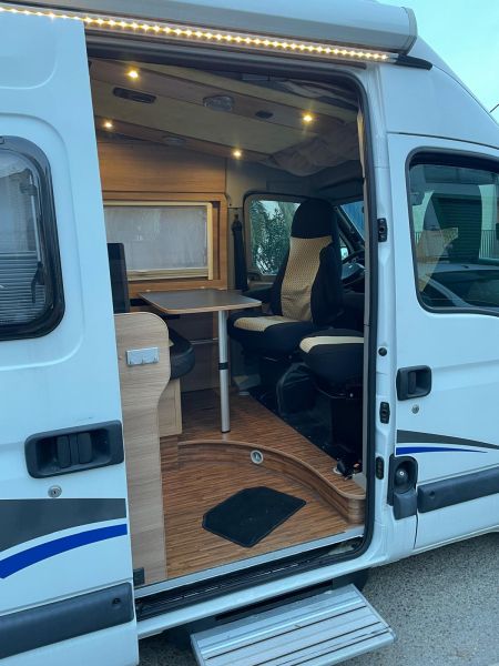 En venta Dethleffs Possl Roadmaster L Blanco 2007 Toledo foto 6