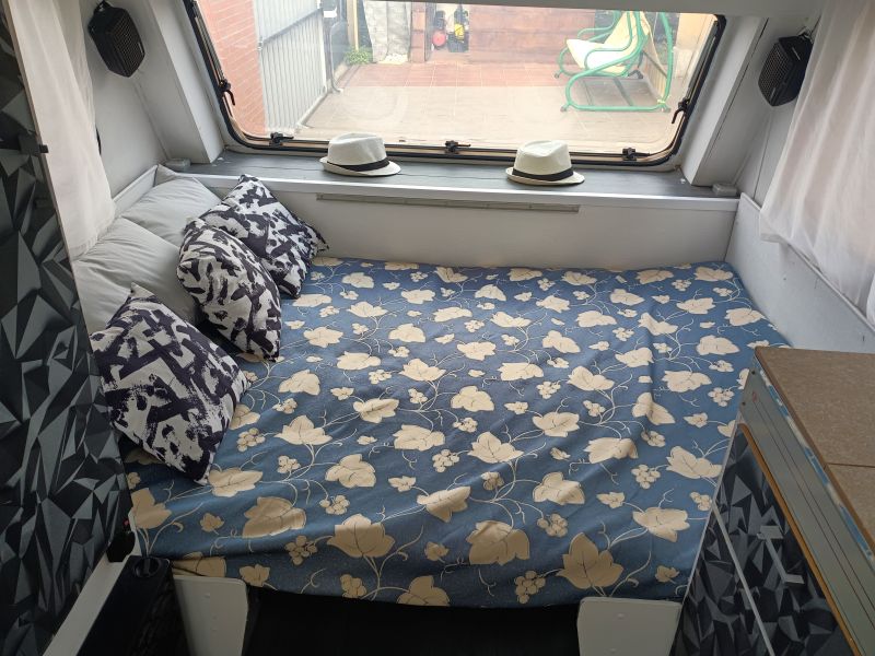 En venta Kip Grey line kg 42 t Azul 1994 Valladolid foto 7