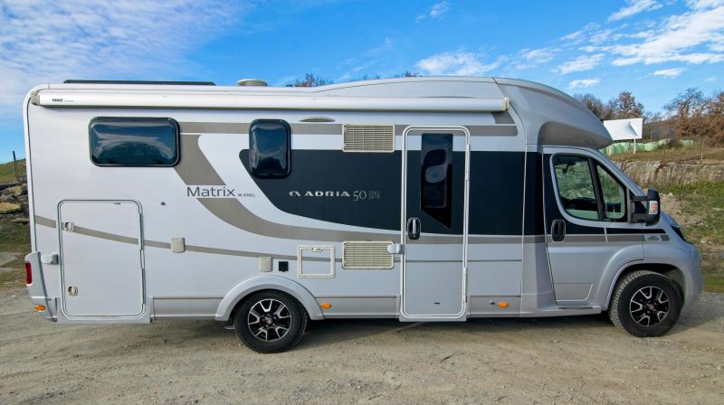 En venta Adria MATRIX PLUS 670SL 50Aniversario Gris 2016 Barcelona foto 1