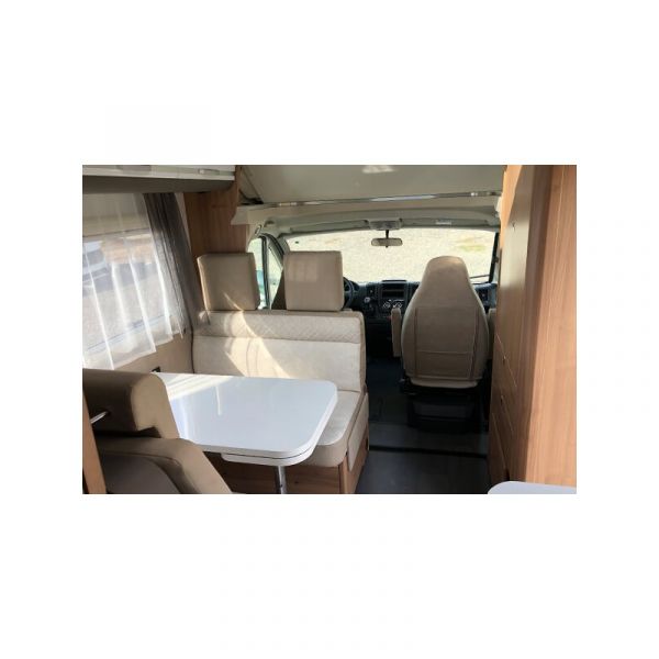 En venta Adria Coral XL Plus 600 DP Blanco 2020 Barcelona foto 2