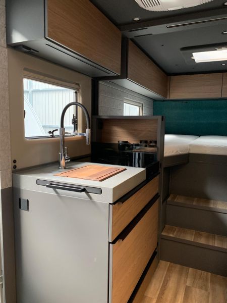 En venta Niesmann + Bischoff iSmove 6.9E Blanco 2021 Valencia foto 6