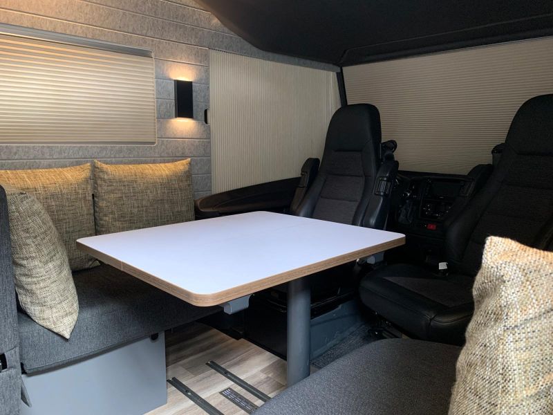 En venta Niesmann + Bischoff iSmove 6.9E Blanco 2021 Valencia foto 13