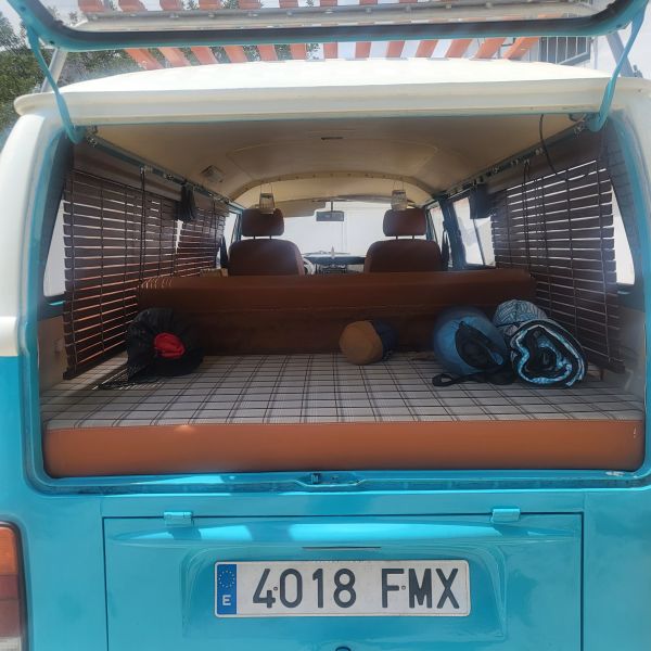 En venta Westfalia T2 bay window 1976 1600 Azul 1976 Alicante foto 5