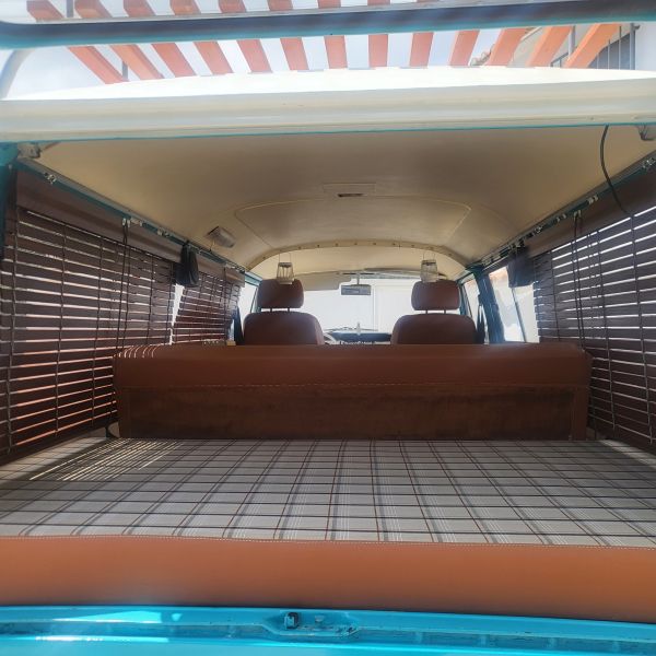 En venta Westfalia T2 bay window 1976 1600 Azul 1976 Alicante foto 15
