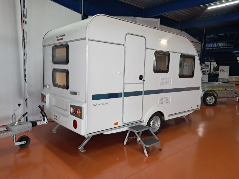 En venta Adria ADRIA AVIVA 360 DK Blanco 2023 Barcelona foto 3