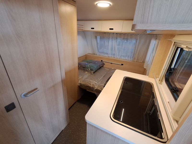 En venta Adria ADRIA AVIVA 360 DK Blanco 2023 Barcelona foto 6