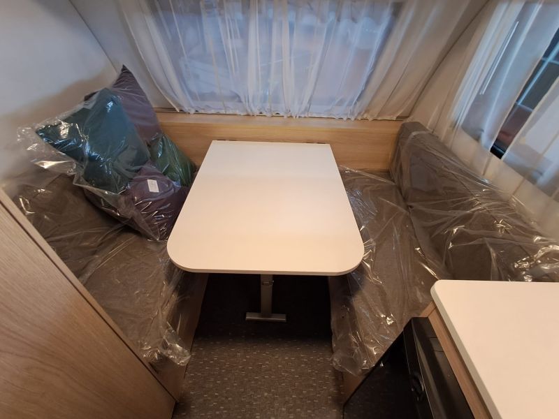 En venta Adria ADRIA AVIVA 360 DK Blanco 2023 Barcelona foto 16