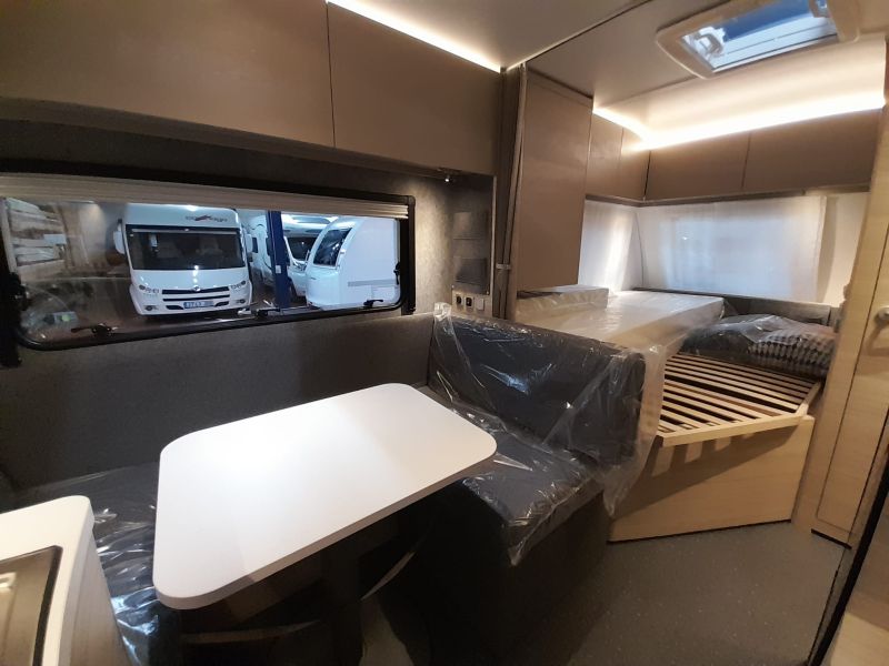 En venta Adria ADRIA ALTEA 402 PH Blanco 2025 Barcelona foto 7