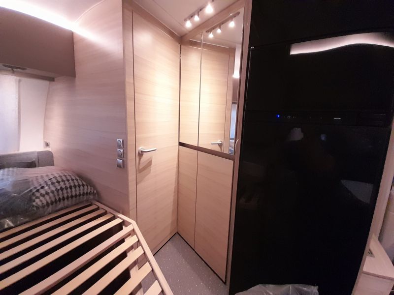 En venta Adria ADRIA ALTEA 402 PH Blanco 2025 Barcelona foto 15