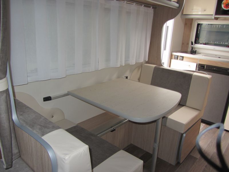 En venta Across Safari 430 CDL ( 750 kg ) Blanco 2025 Sevilla foto 8