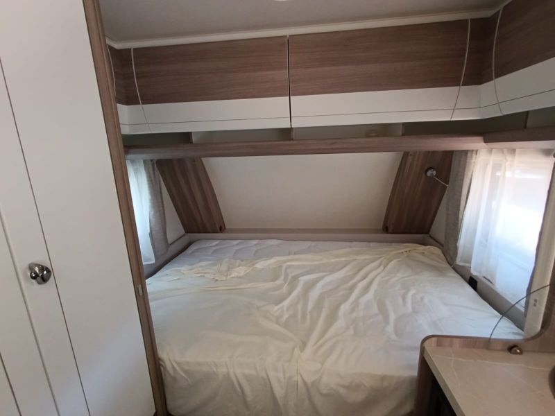 En venta Hobby 390 Sf Ontour Blanco 2022 Barcelona foto 3