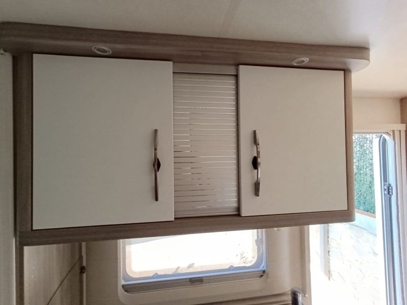 En venta Hobby 390 Sf Ontour Blanco 2022 Barcelona foto 8