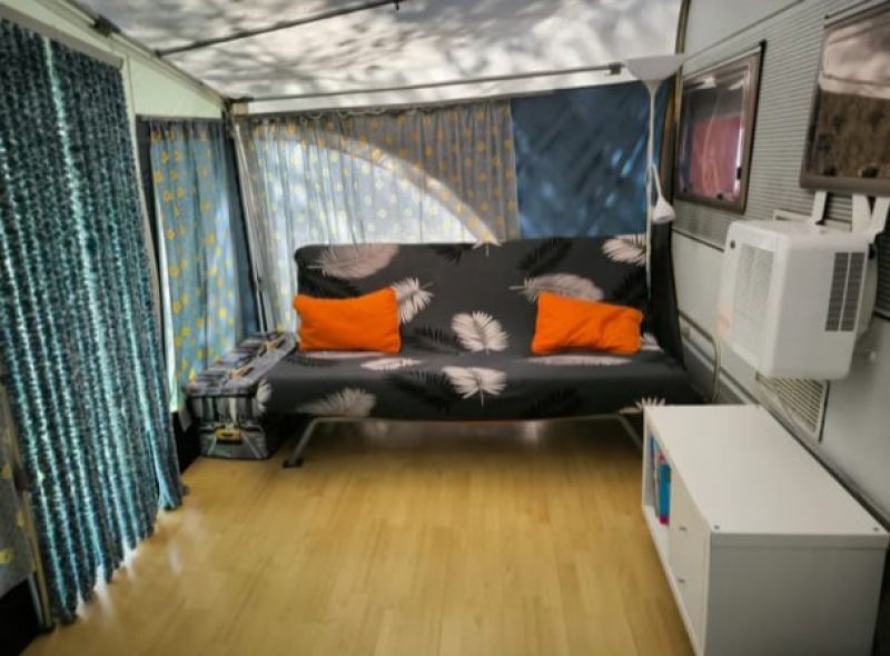 En venta Dethleffs Camper Beige 1982 Barcelona foto 4