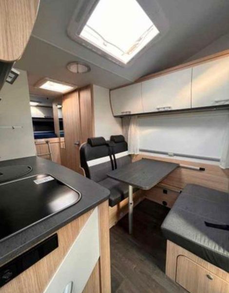 En venta Sunlight A-70 Blanco 2018 Navarra foto 7