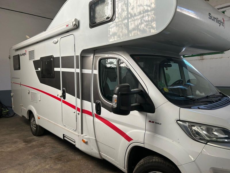 En venta Sunlight A-70 Blanco 2018 Navarra foto 12