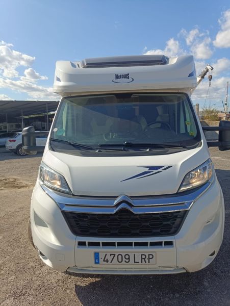 En venta McLouis MC4 273 Blanco 2021 Madrid foto 2