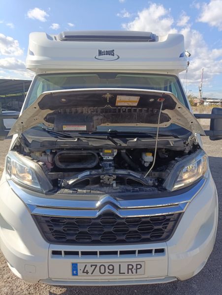En venta McLouis MC4 273 Blanco 2021 Madrid foto 7